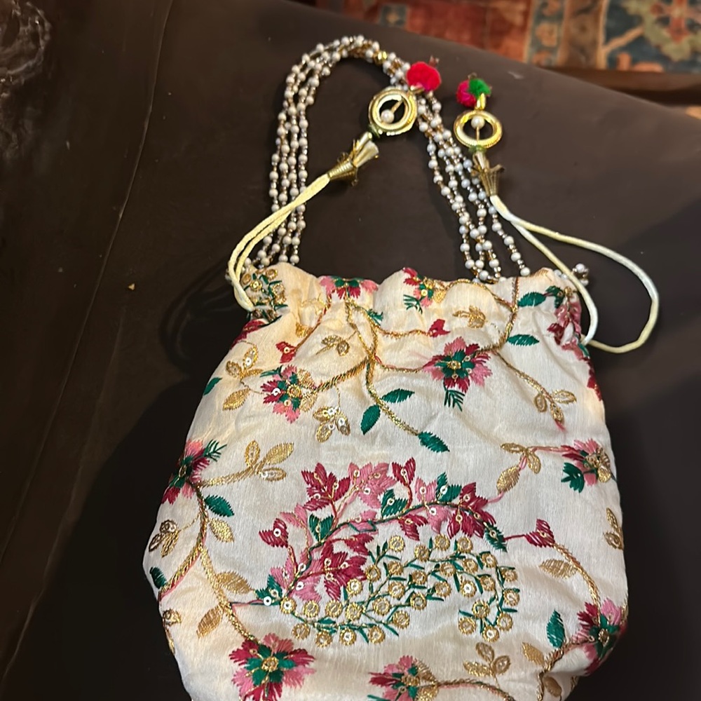 Small handicraft bag